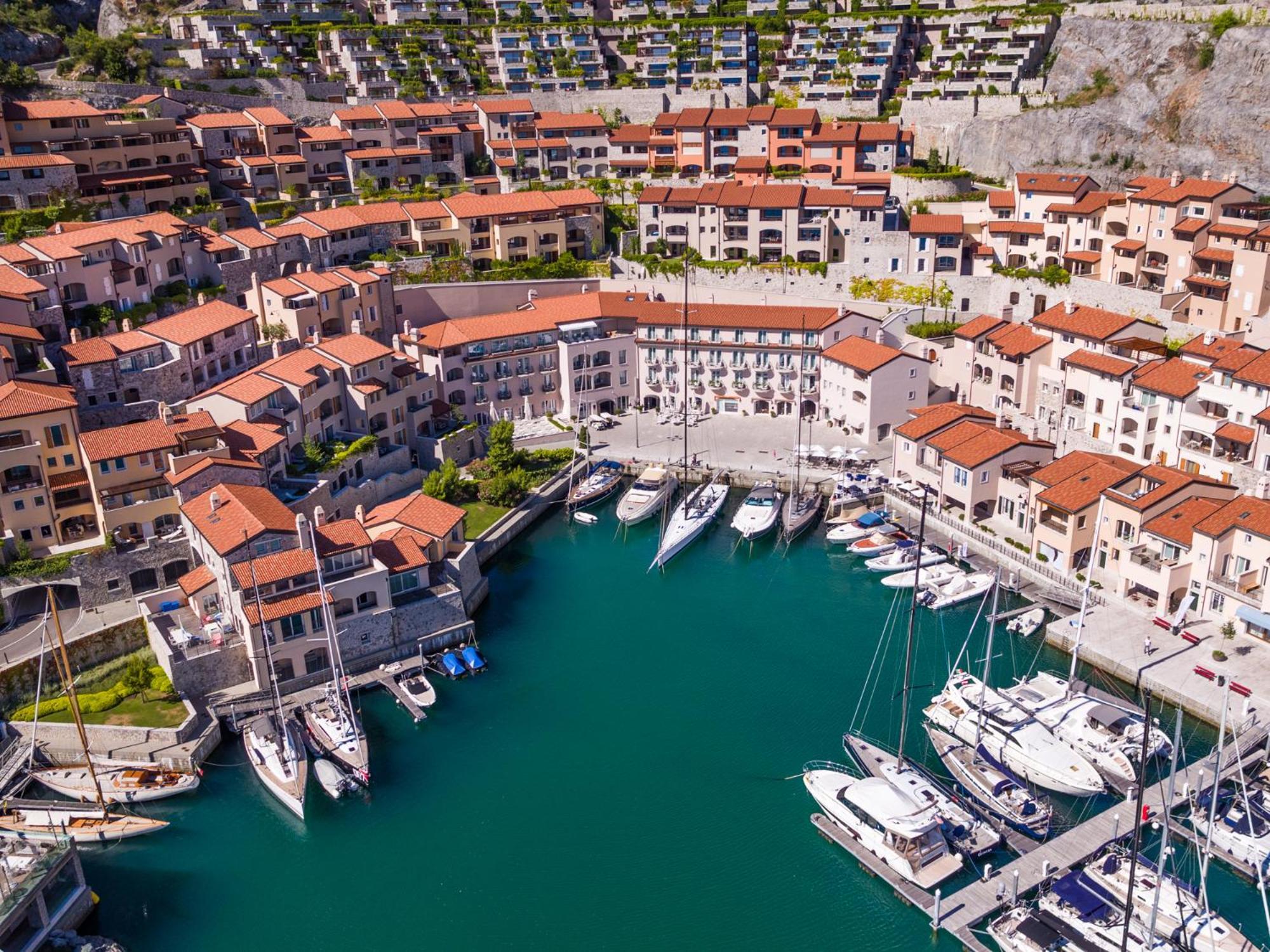 סיסטיאנה Portopiccolo Apartments מראה חיצוני תמונה